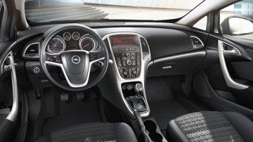 Opel va ieşi de pe piaţa din Rusia